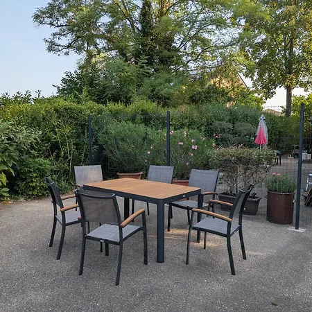 Indépendant Avec Jardin, Clim Et Garage Hébergement de vacances