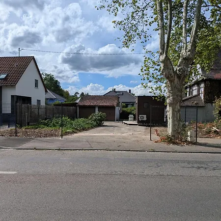 Indépendant Avec Jardin, Clim Et Garage Hébergement de vacances Gries